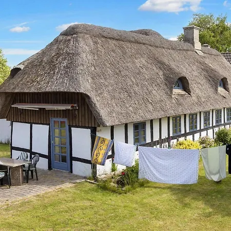 8 Person In Hadsund-by Traum Ferienhaus *