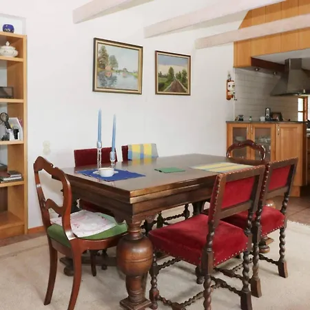 8 Person In Hadsund-by Traum Ferienhaus *